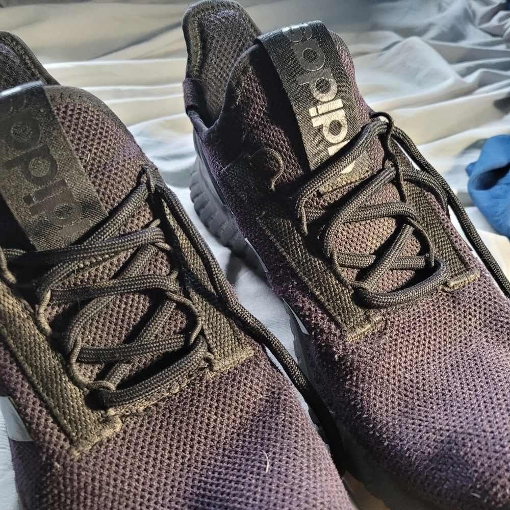 Mens Adidas sz 10